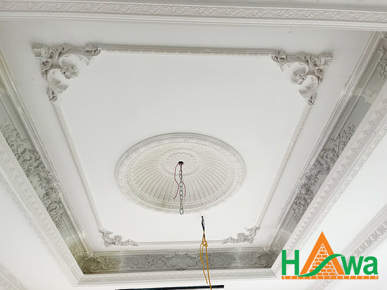 Tấm Trần Nghệ Thuật Có Bền Không? Tuổi Thọ Thực Tế Bao Lâu? Giải Đáp Từ Chuyên Gia Dịch Hồng Hawa